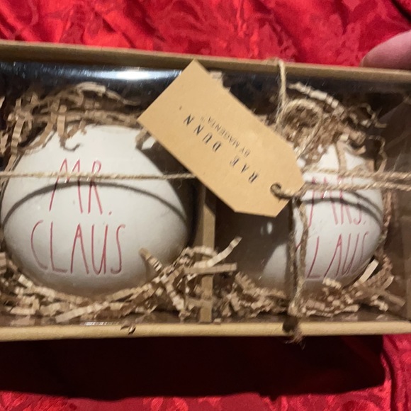NWT Rae Dunn Mr & Mrs Clause - Picture 2 of 3